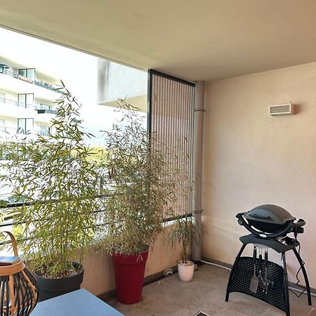 אז'אקסיו F3 - Standing, Idealement Situe מראה חיצוני תמונה